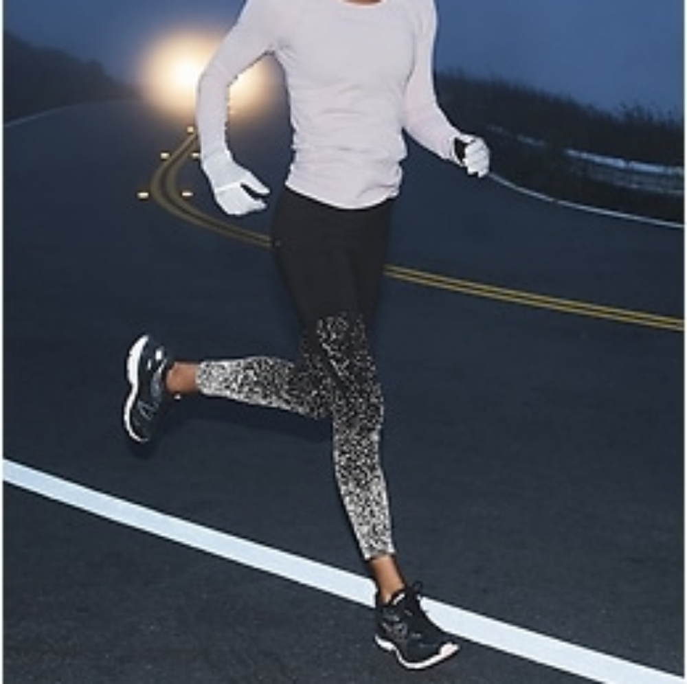 ♡ Athleta Contender Reflective Splatter sz XS EUC